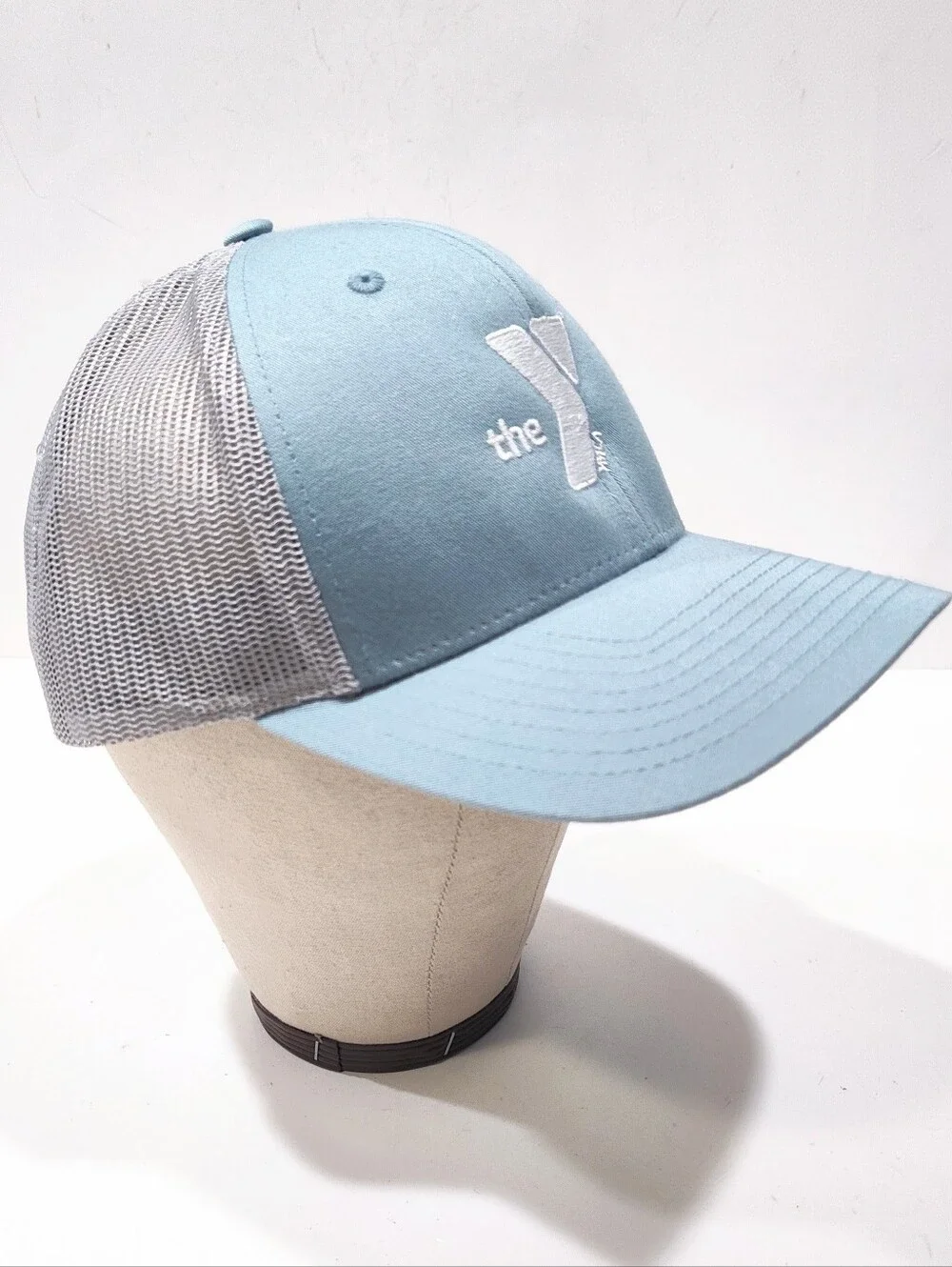 The YMCA Snapback Mesh Trucker Hat Baseball Cap M/L Adjustable Back Richardson
